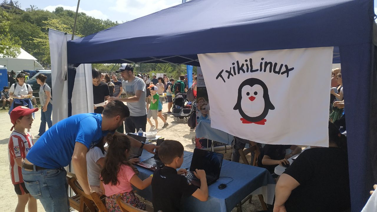 TxikiLinux - Herri Urrats