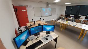 TxikiLinux Baionako Etxepare Lizeoan