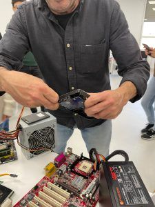NLarburu-Elkartenet Taller de Hardware 2023