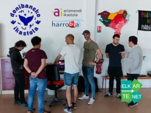 Zerbitzari Aurkezpena - logoak 2024-06-14